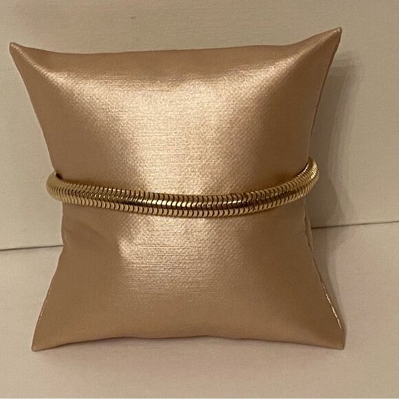 GOLDETTE NY BRACELET VINTAGE GOLD MESH SAFETY CHAIN FOLD-OVER CLASP 7.5” USA - Picture 2 of 8